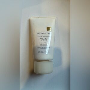 Kristin Ess Weightless Shine Air Dry Creme - White